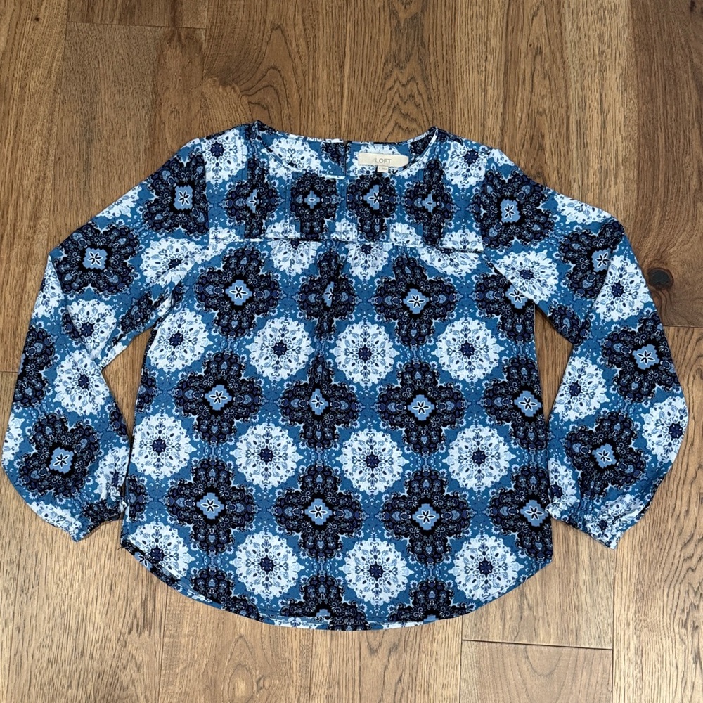 Ann Taylor Loft Blue Medallion Patterned Blouse